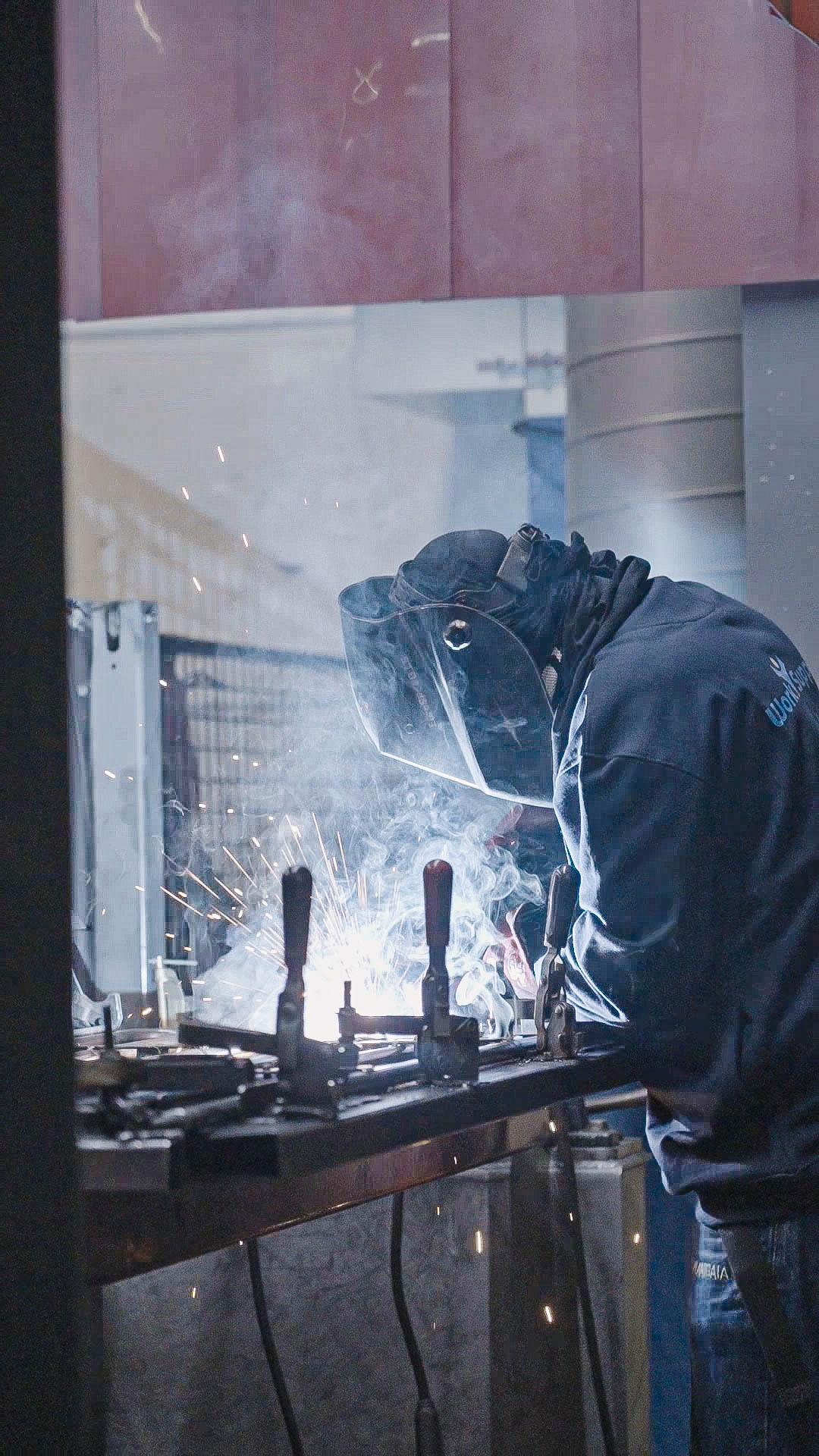 Lasser van Work Supply aan het werk bij Santbergen